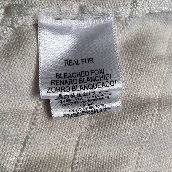 BCBG MAXAZRIA Darah Fur Vest in Cream~ Excellent Condition ~ Size XS
$277 - Picture 10 of 12